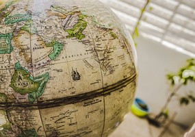 How to Hire International Influencers